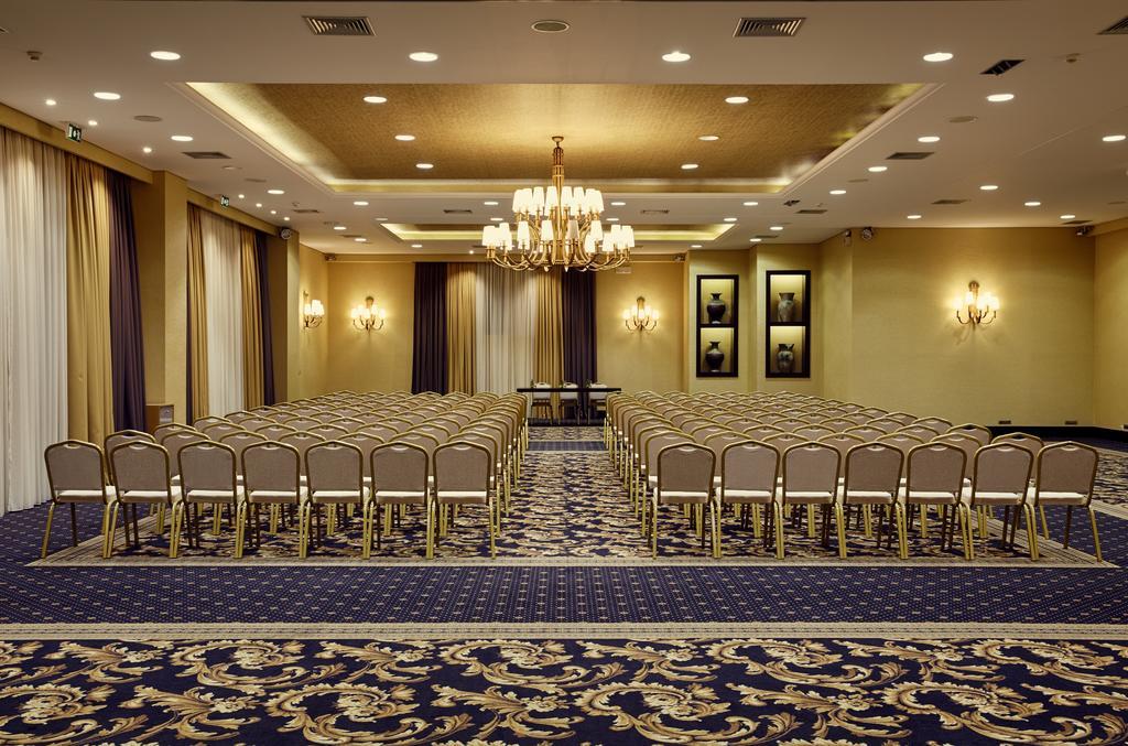 Limneon Resort & Spa Kastoriá Eksteriør bilde The ballroom