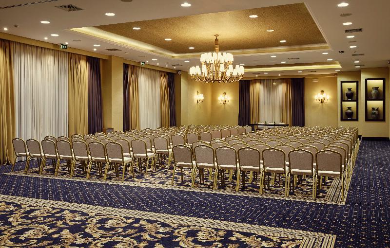 Limneon Resort & Spa Kastoriá Eksteriør bilde The ballroom